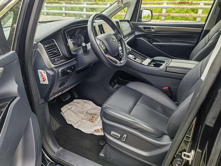 Фото 7 - GAC Trumpchi M8