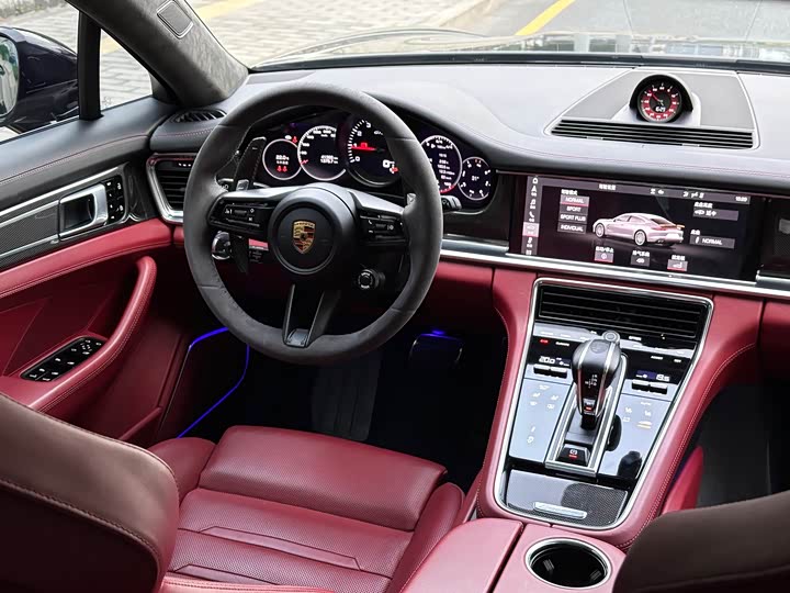 Zdjęcie 9 - Porsche Panamera