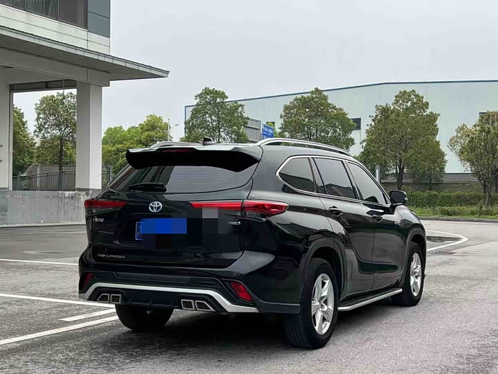 Toyota Highlander 2024 2024款 2.5L智能电混双擎两驱精英版 5座