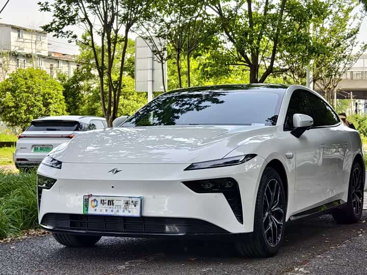 2025 Dongfeng Yipai eπ 007