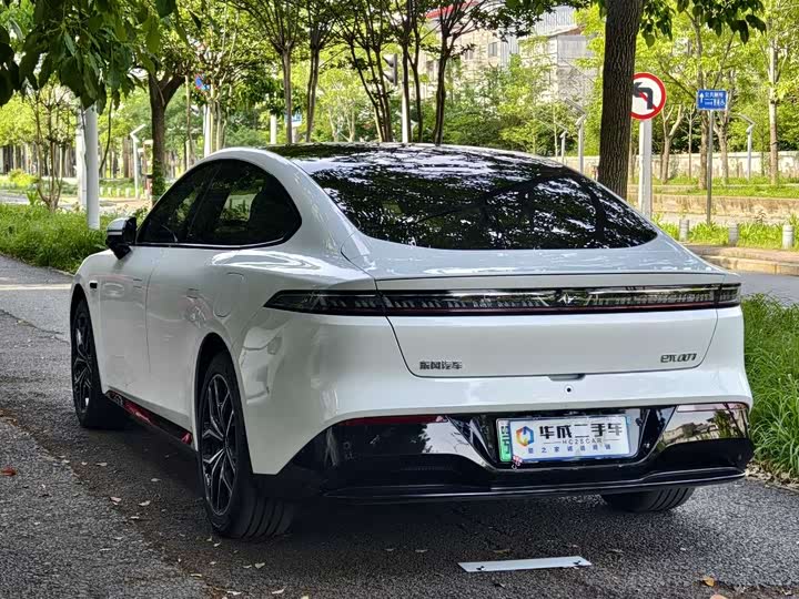 2025 Dongfeng Yipai eπ 007