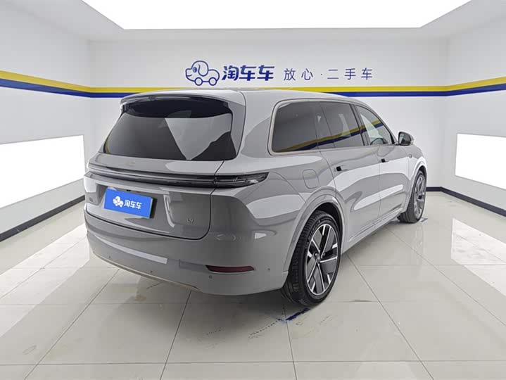 LiXiang L9 2025 2025款 Ultra 智能焕新版