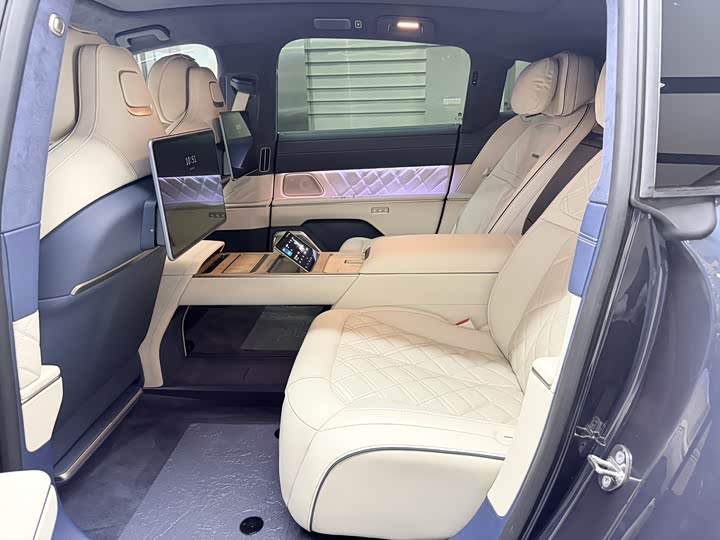 Nio ET9 2025 2025款 102kWh 签名版
