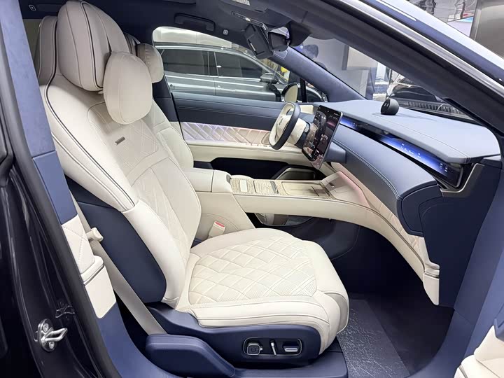 Nio ET9 2025 2025款 102kWh 签名版