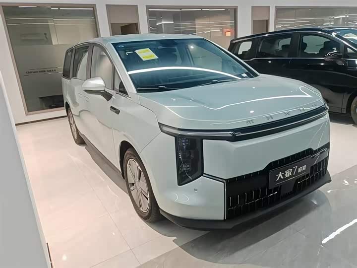 Maxus Mifa 7 2024 2024款 改款 超混 长续航版 悦享版