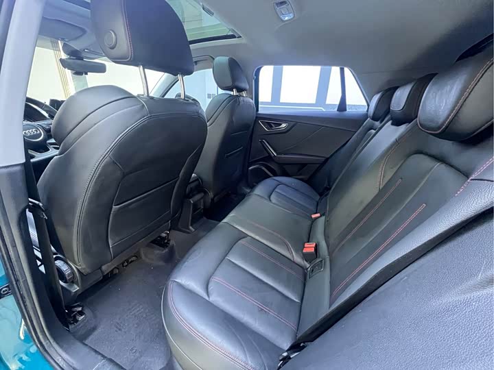 Фото 8 - Audi Q2L