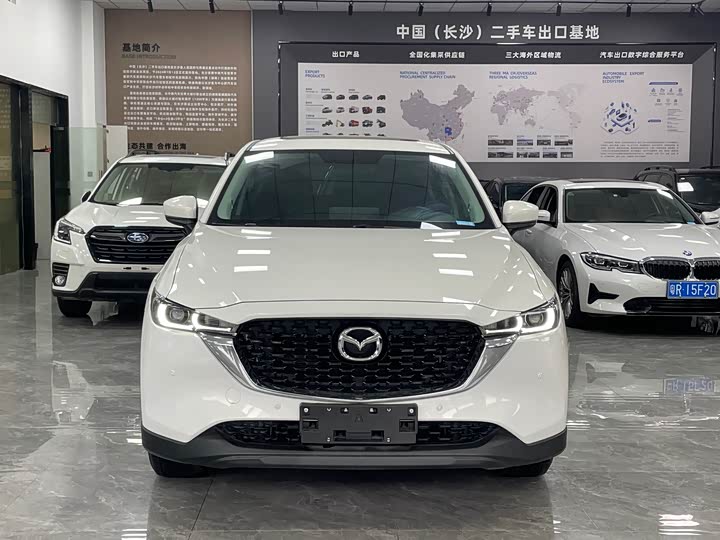 Photo 2 - Mazda CX-5