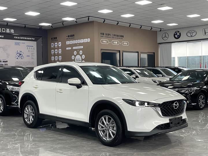 Photo 3 - Mazda CX-5
