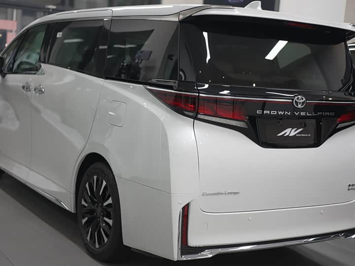 Фото 4 - Toyota Vellfire