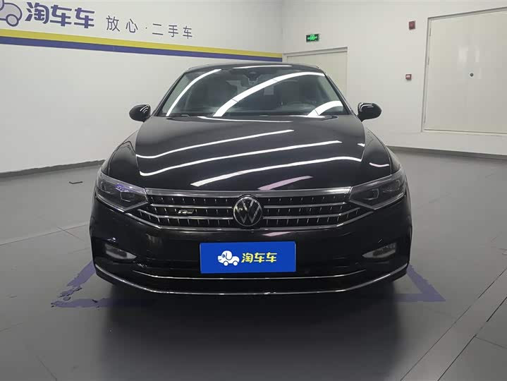 Фото 2 - Volkswagen Magotan
