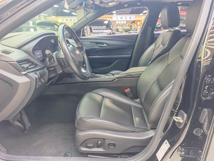 Фото 4 - Cadillac CT4