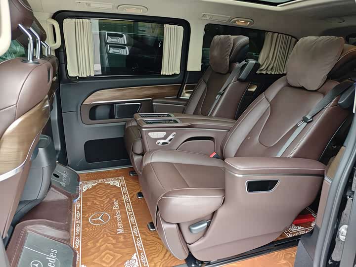Mercedes-Benz V-Class 2021 2021款 V 260 L 长轴距豪华版