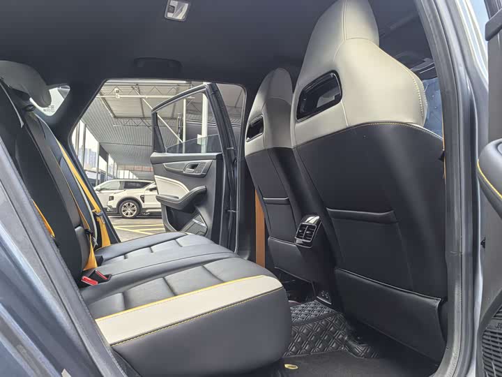 Фото 9 - MG Motor 6