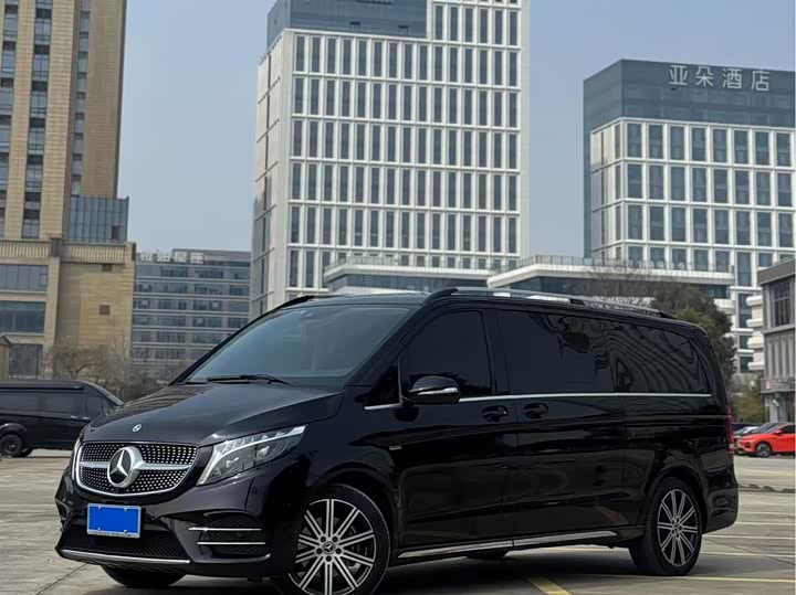 Mercedes-Benz V-Class 2022 2022款 V 260 L 长轴距尊贵版