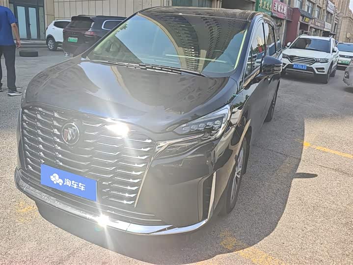 Фото 1 - Buick GL8 ES