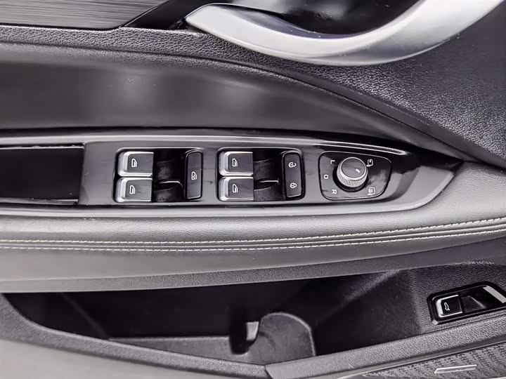 Geely Tugella 2020 2020款 高能版 350T 耀星者