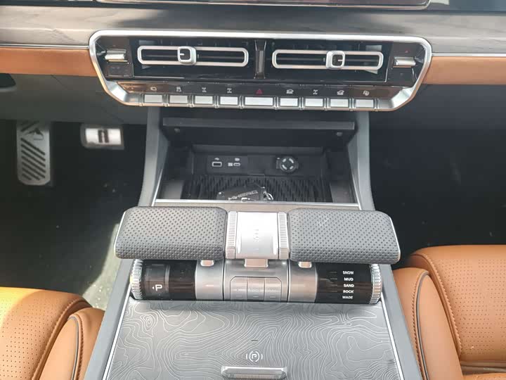 Dongfeng Mengshi M-Hero 917 2023 2023款 增程创始版