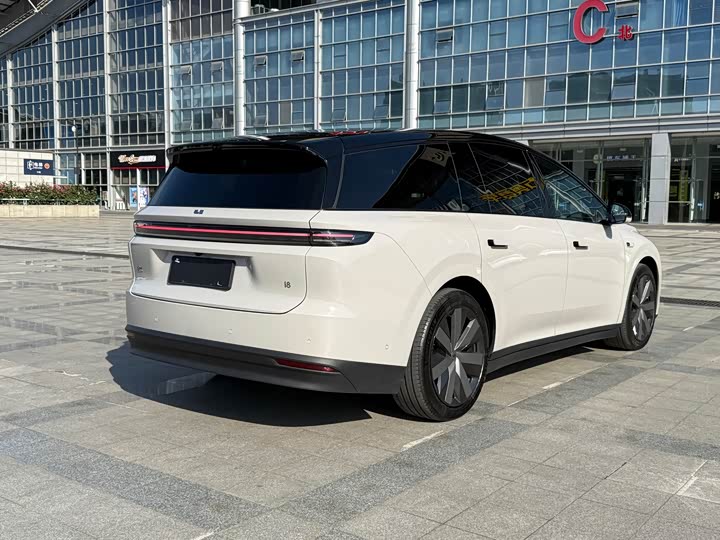 LiXiang i8 2025 2025款 标准版