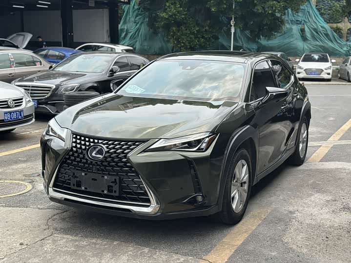 Lexus UX 2022 2022款 260h 探·趣版