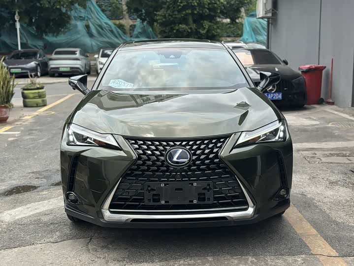 Lexus UX 2022 2022款 260h 探·趣版