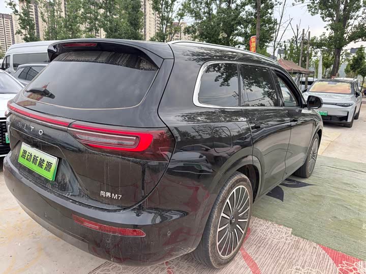 Aito M7 2022 2022款 1.5T 四驱旗舰版
