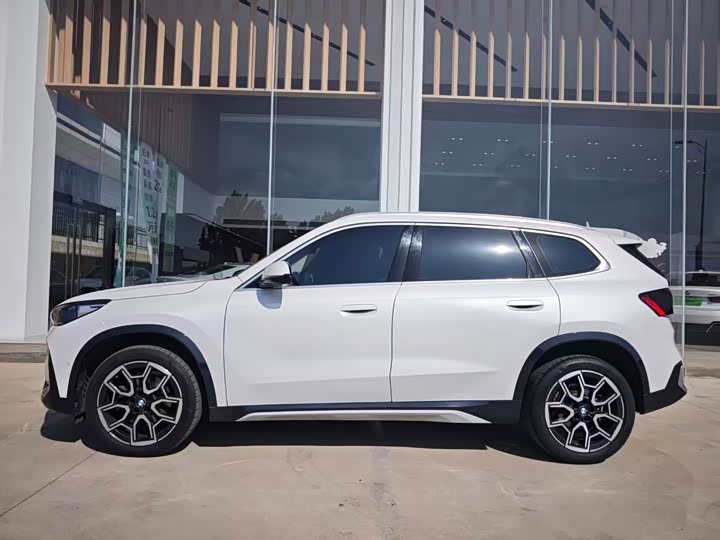 BMW X1 2025 2025款 sDrive25Li X设计套装