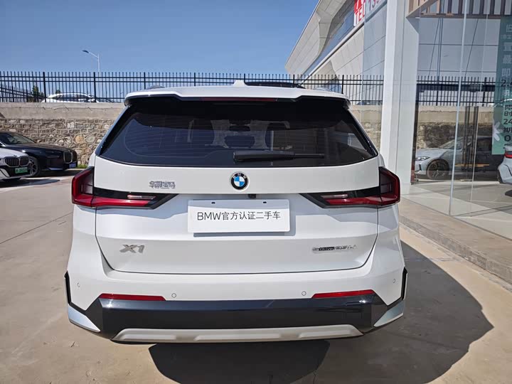 BMW X1 2025 2025款 sDrive25Li X设计套装