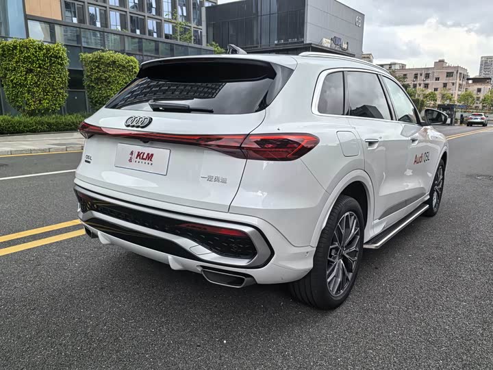 Audi Q5L 2026 2026款 2.0T 千万用户专享版