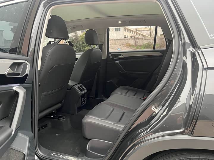 Фото 6 - Volkswagen Tayron