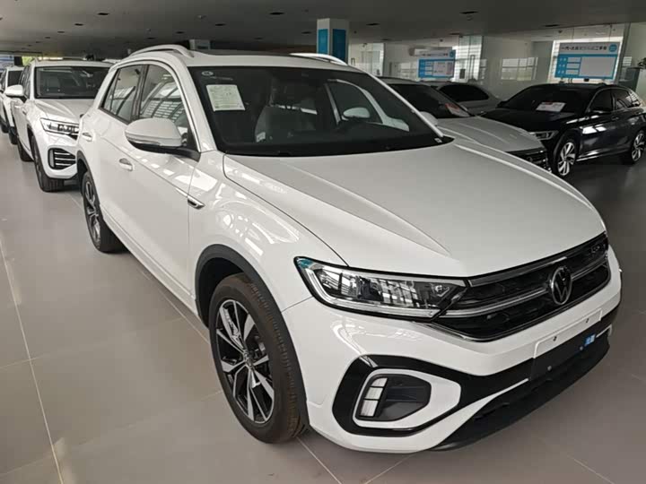 Volkswagen T-Roc 2025 2025款 改款二 300TSI DSG两驱辰光版