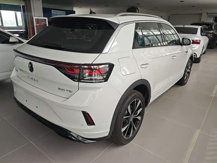 Volkswagen T-Roc 2025 2025款 改款二 300TSI DSG两驱辰光版