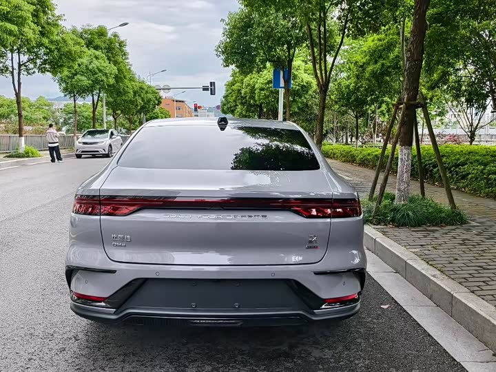 BYD Han 2025 2025款 DM-i 125KM激光雷达智驾型