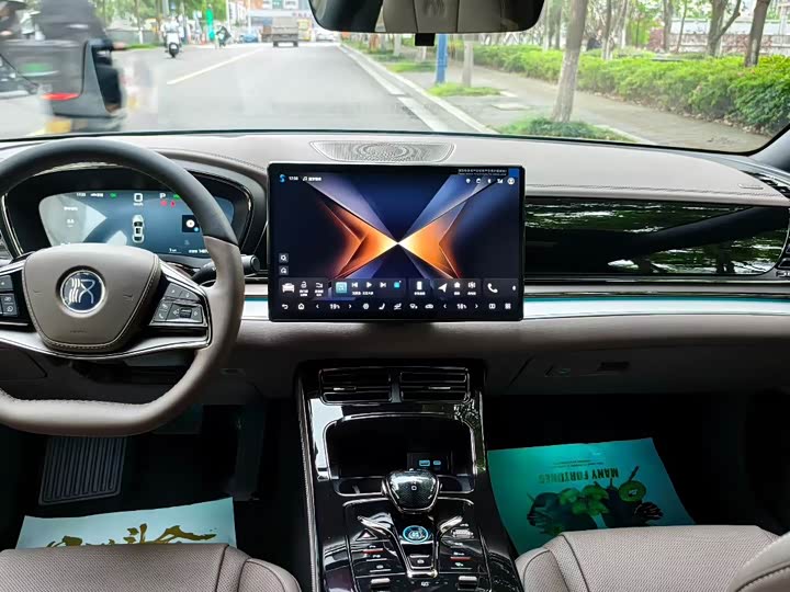 BYD Han 2025 2025款 DM-i 125KM激光雷达智驾型