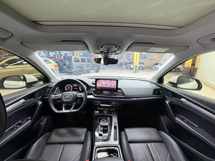Zdjęcie 5 - Audi Q5L
