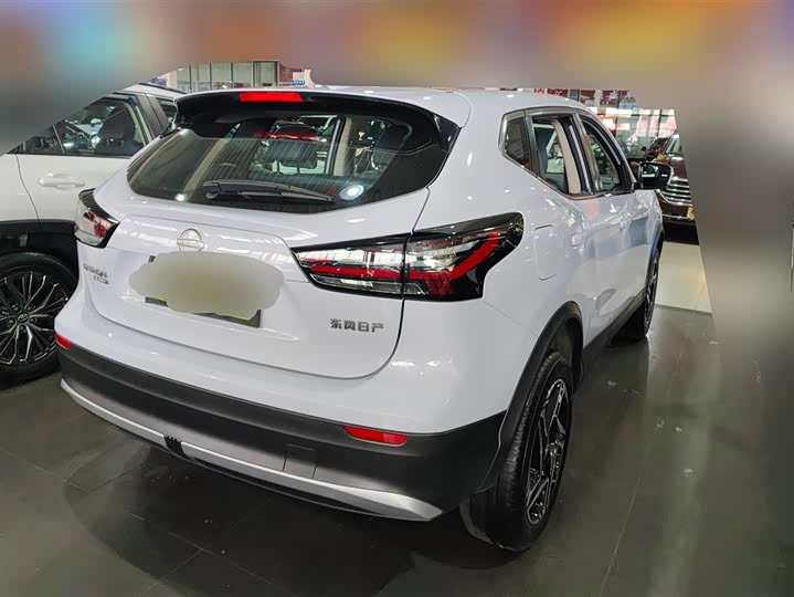 Фото 3 - Nissan Qashqai