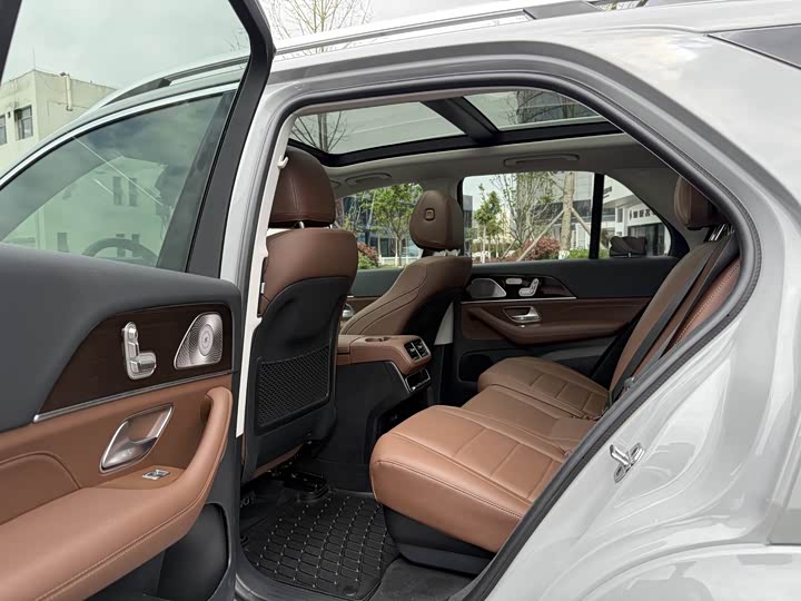 Zdjęcie 7 - Mercedes-Benz GLE-Class