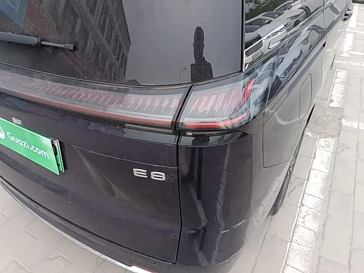 Photo 8 - GAC Trumpchi E8