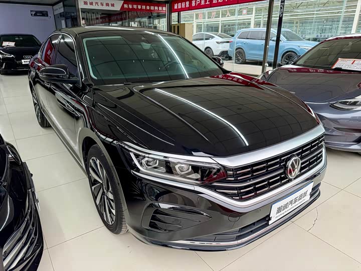 Фото 3 - Volkswagen Passat