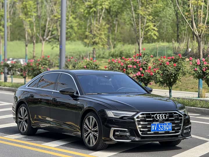 Фото 3 - Audi A6L