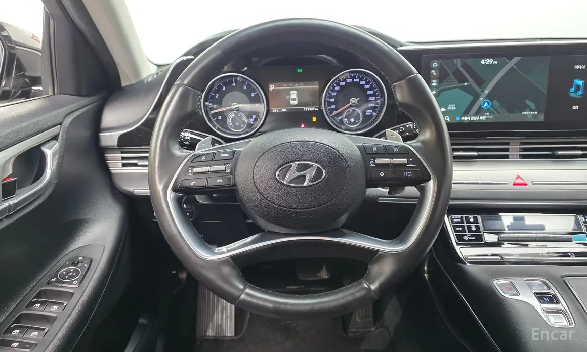 Фото 13 - Hyundai Grandeur