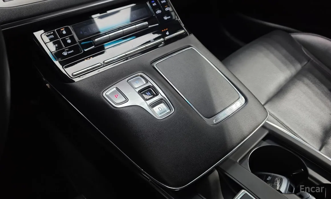 Фото 9 - Hyundai Grandeur