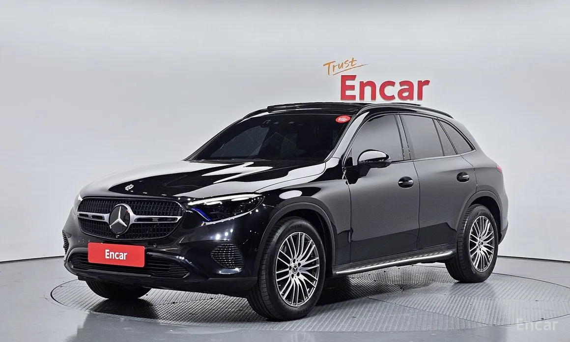 2023 Mercedes-Benz GLC-Class
