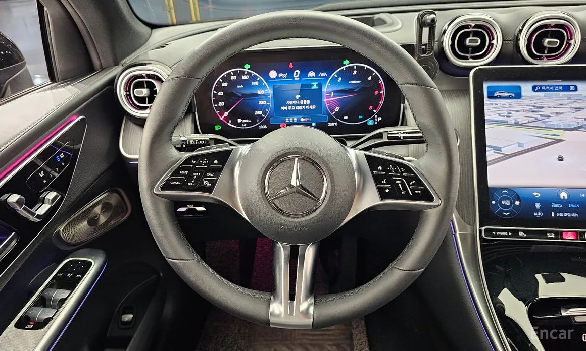 Mercedes-Benz GLC-Class 2023 GLC220 d 4MATIC