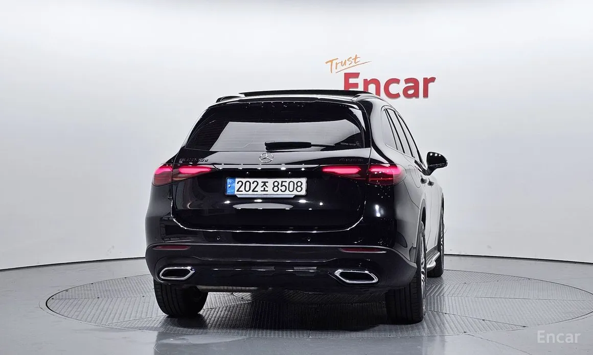 2023 Mercedes-Benz GLC-Class