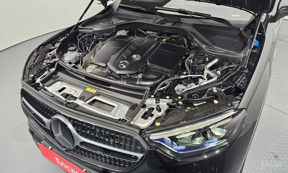 Mercedes-Benz GLC-Class 2023 GLC220 d 4MATIC