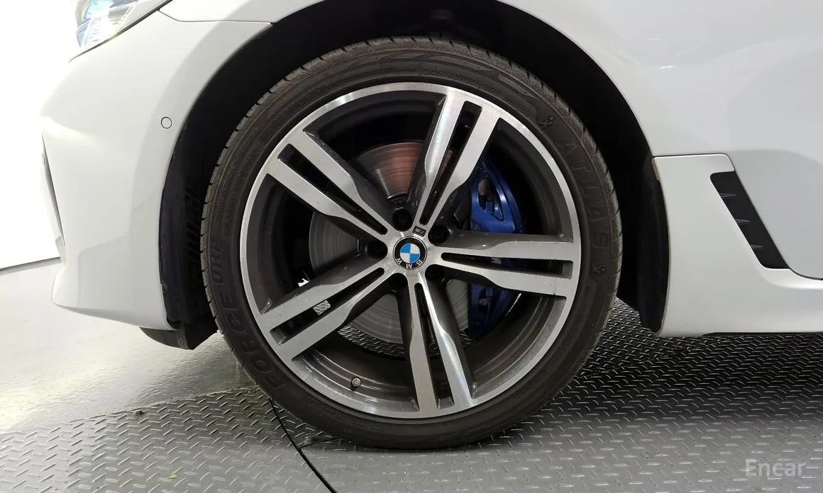 BMW Gran Turismo 2017 630i xDrive M Sport