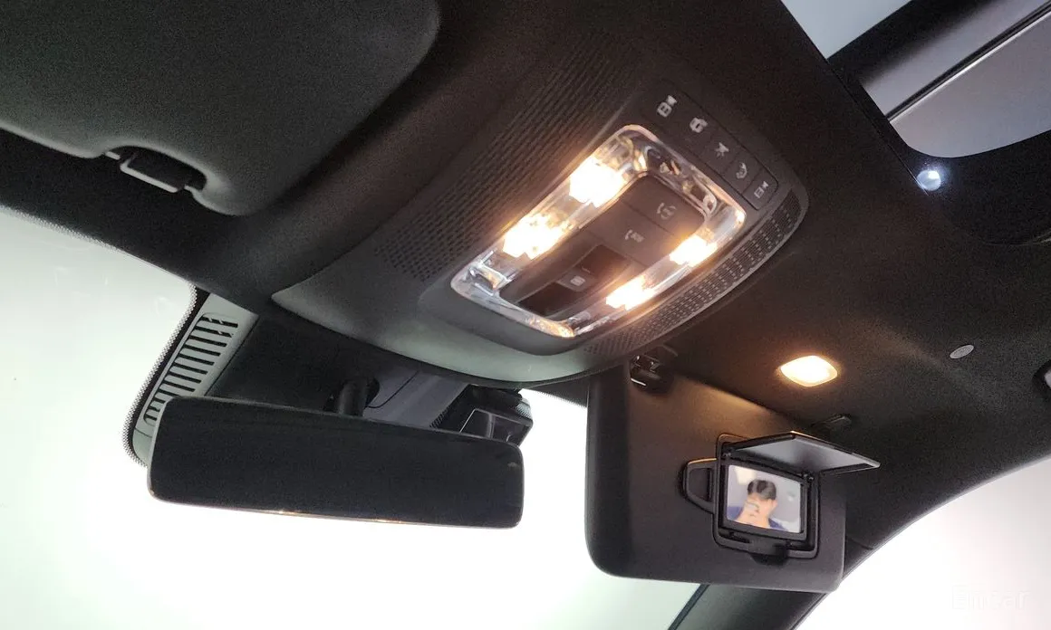 Mercedes-Benz GLB-Class 2020 GLB200 d