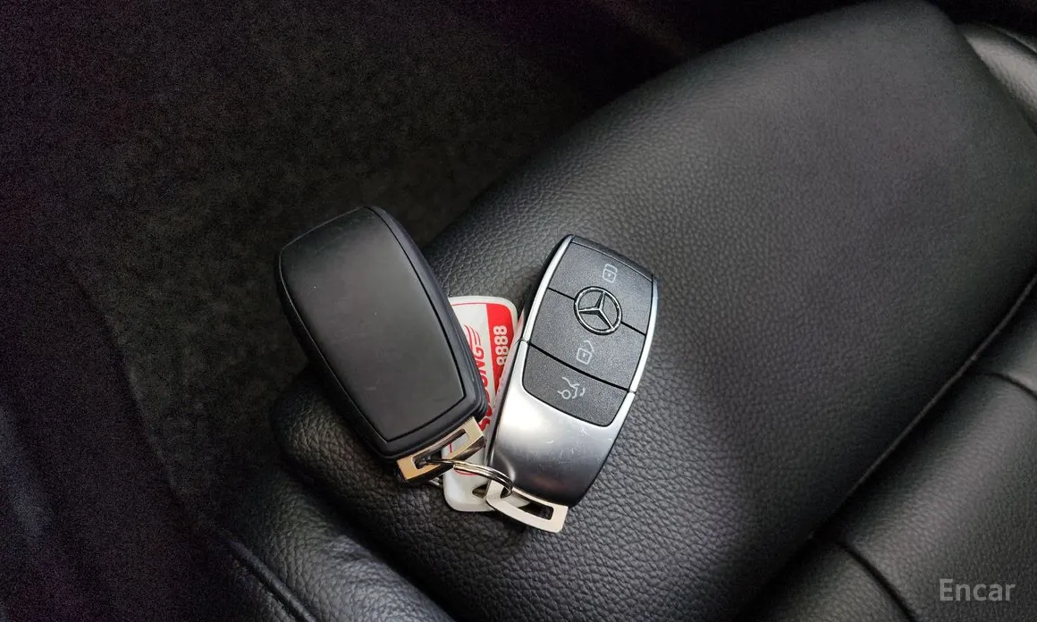 Mercedes-Benz GLB-Class 2020 GLB200 d
