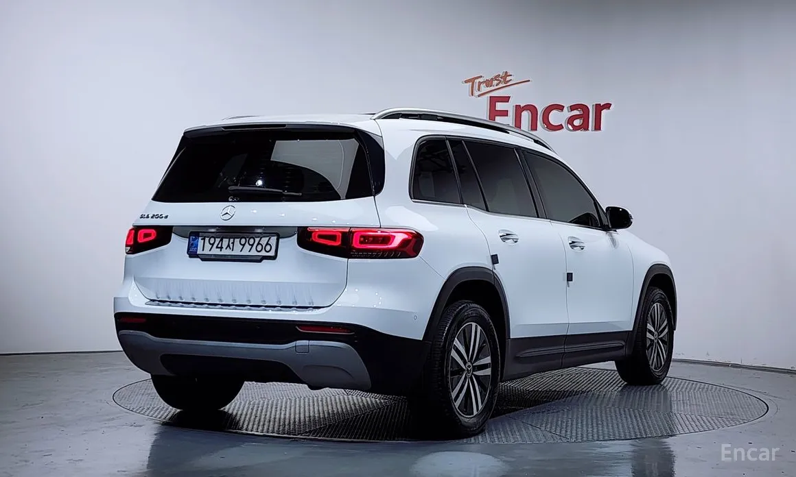 Mercedes-Benz GLB-Class 2020 GLB200 d