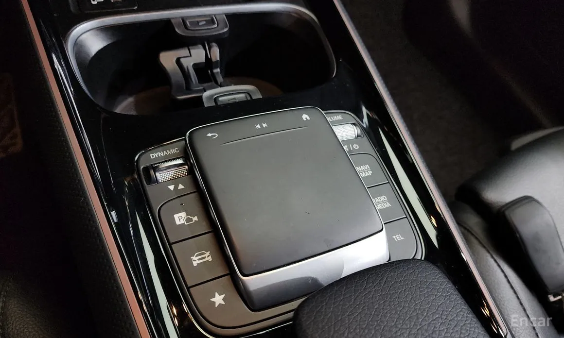 Mercedes-Benz GLB-Class 2020 GLB200 d
